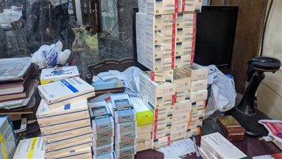 تحرير 21 مخالفة خلال حملات رقابية على مخازن الأدوية والصيدليات بالمنيا