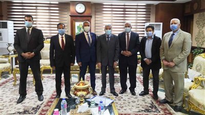 هيئة تنمية الصعيد ومحافظة المنيا توقعان اتفاقية تعاون لتطوير المشروعات