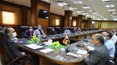نائب: مسؤولو سوهاج يبحثون مقترحات تطوير الريف المصري 