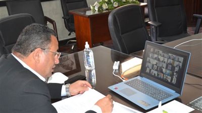 مجلس شؤون خدمة المجتمع بجامعة الإسكندرية يناقش آلية مبادرة اليوم العالمي للأرض