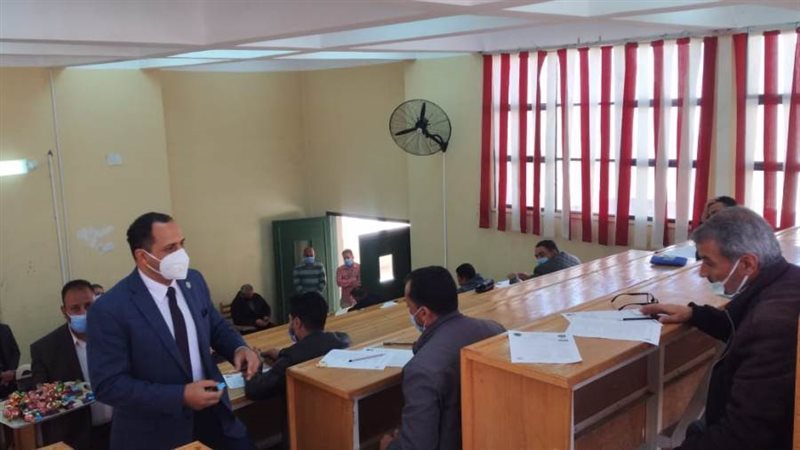 رئيس جامعة دمنهور