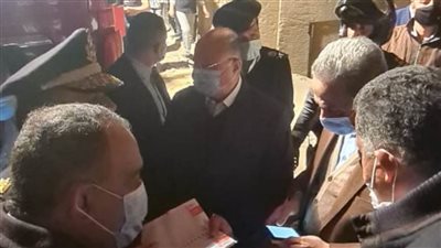 مصرع ٣ واصابة ٢٣ فى انهيار عقار بالقاهرة