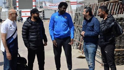 عبد المقصود يصل الزمالك.. ويجتمع بكارتيرون