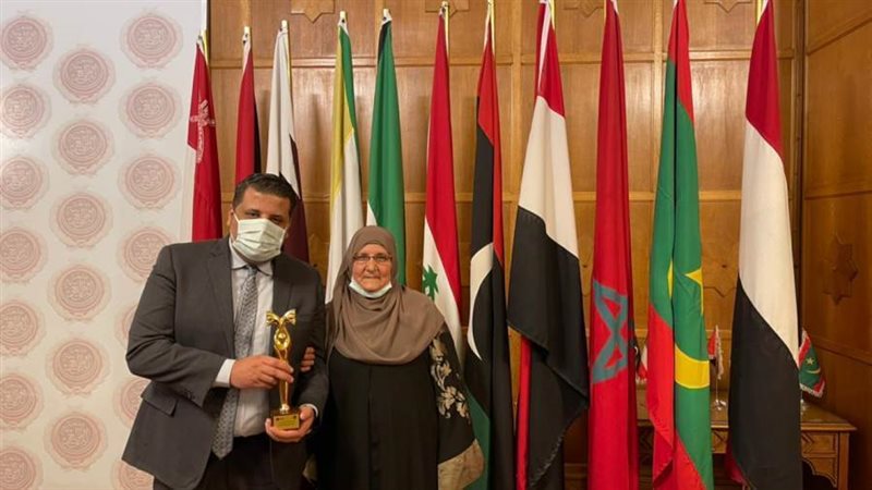 الأم المثالية