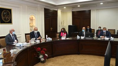 وزير الإسكان ومحافظ بورسعيد يتابعان المشروعات الجاري تنفيذها  