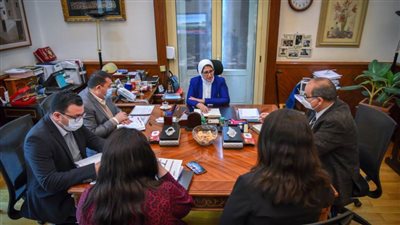 وزيرة الصحة توجه بالإسراع في معدلات إنجاز المشروع القومي لتطوير الريف