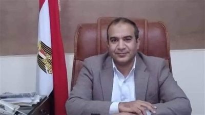 الانتهاء من تبليط شوارع حي غرب وتركيب 6 محولات كهربائية بقرى المنيا