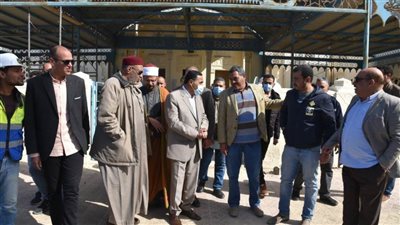 محافظ مطروح يتفقد أعمال ترميم مسجد 