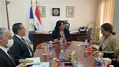 غادة شلبى تستقبل سفير جنوب أفريقيا 