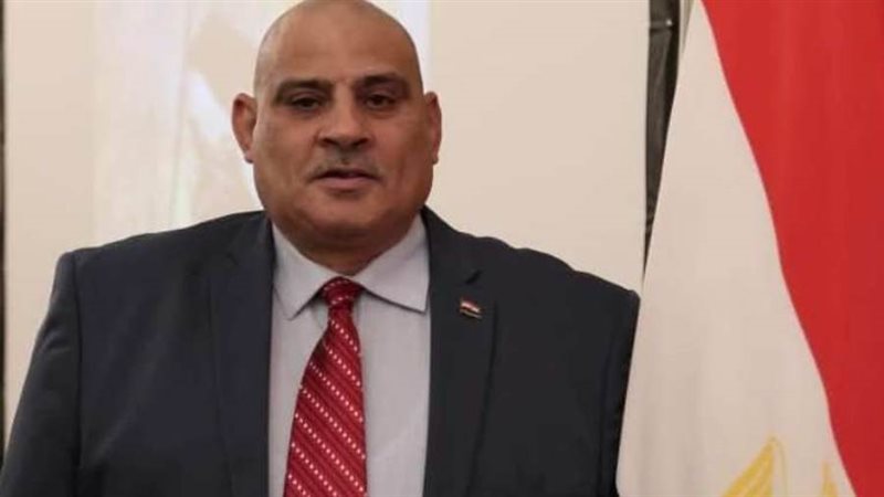 أيمن العيسوى رئيس