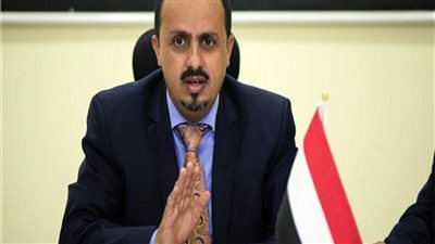 وزير الإعلام اليمني يحذر من كارثة إنسانية من جراء عمليات النزوح بمأرب