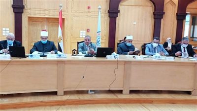 مجلس جامعة الأزهر يشيد بجهود أبطال مصر في إنقاذ السفينة إيڤر جرين