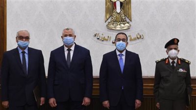 رئيس الوزراء يشهد توقيع اتفاق بشأن التعاقد على شراء قطن الإكثار