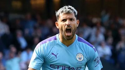 إكسبريس: مدرب برشلونة كومان سيقبل انتقال سيرجيو أجويرو بشرط واحد