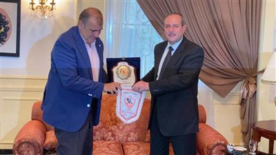 سفير مصر بالجزائر: سعيد بوجود الزمالك.. ونتمنى الفوز على المولودية غدًا