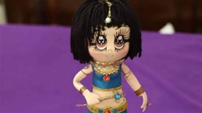 عروسة فرعونية بالفوم.. وسيلة غادة لتعريف الأطفال بحضارة بلدهم