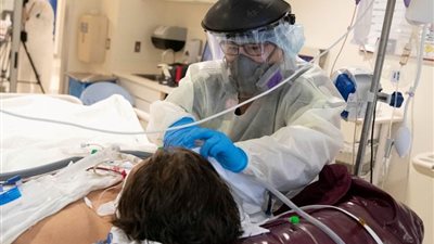 المملكة المتحدة تسجل 3423 إصابة جديدة بفيروس كورونا