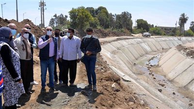 محافظ الأقصر يتفقد سير العمل بعدد من المشروعات بمدينة اسنا