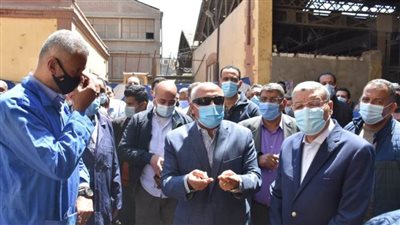 وزير النقل: لا مكان لأي مقصر أو متهاون في حق الراكب.. وحوافز جديدة للسائقين