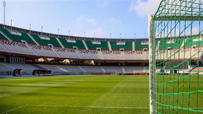 لاعبو الزمالك يشيدون بأرضية ملعب مواجهة المولودية