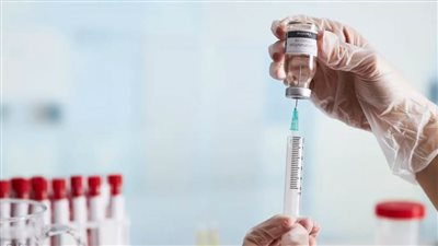 وصول 100 ألف جرعة من لقاح 