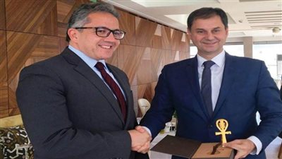 وزير السياحة اليوناني: 