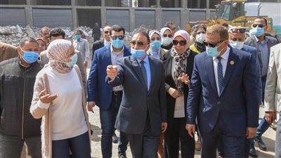 محافظ الإسكندرية يتابع توسعة طريق مصطفى كامل