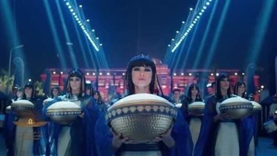 جميلة موكب المومياوات ميرال ماهيليان: السير مع الفراعنة العظماء شرف لي