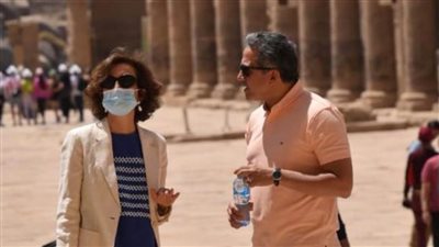 وزير السياحة ومدير اليونسكو في جولة بمنطقة آثار أسوان