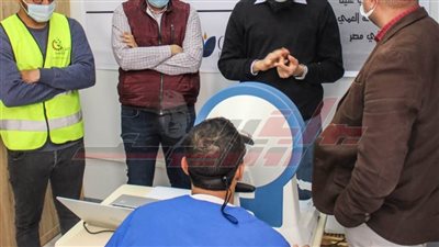 احدث جهاز لقياس مجال الإبصار هدية لجامعة سوهاج 