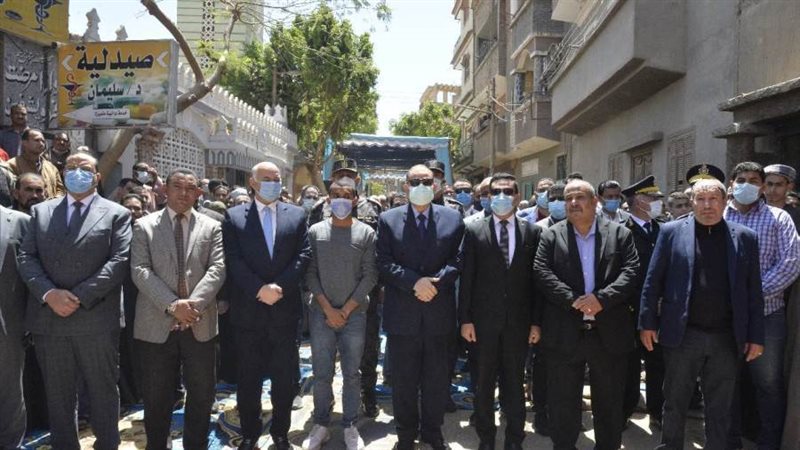 محافظ أسيوط يتقدم