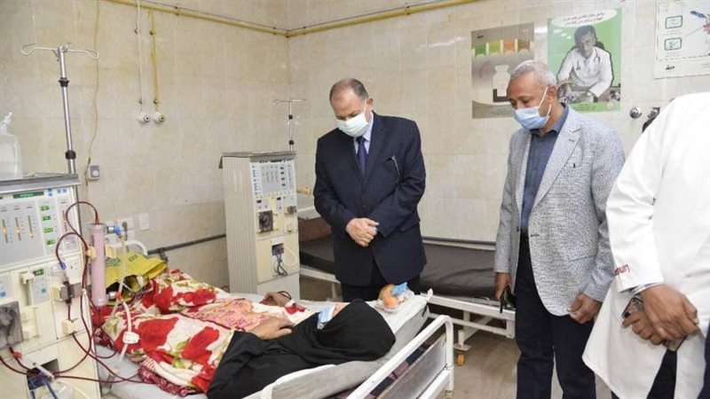 محافظ أسيوط يتفقد