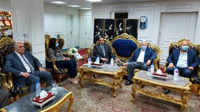 محافظ البحيرة يستقبل رئيس الشركة القابضة لمياه الشرب 
