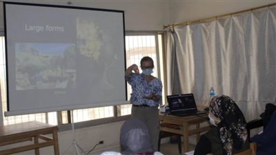 دورة تدريبية عن الفخار الأثرى