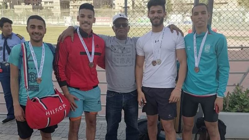 الأبطال من جامعة