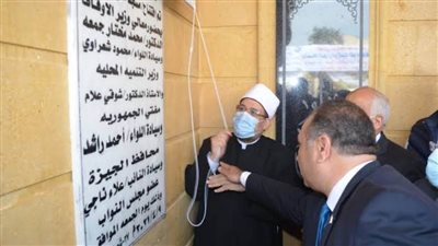 وزير الأوقاف: من يحب أن تظل بيوت الله مفتوحة فليلزم الإجراءات