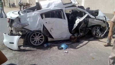 إصابة 7 مواطنين في تصادم سيارتين بالسويس 