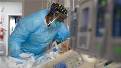 الولايات المتحدة تسجل 871 حالة وفاة بفيروس كورونا