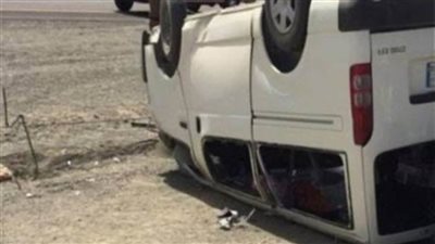 مصرع وإصابة 8 في حادث انقلاب ميكروباص بأسيوط