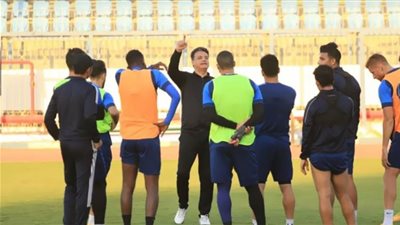 الإسماعيلي يخوض مرانه المسائي استعدادا لاستئناف مبارياته بالدوري