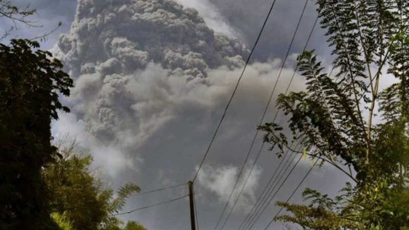 انفجار بركاني