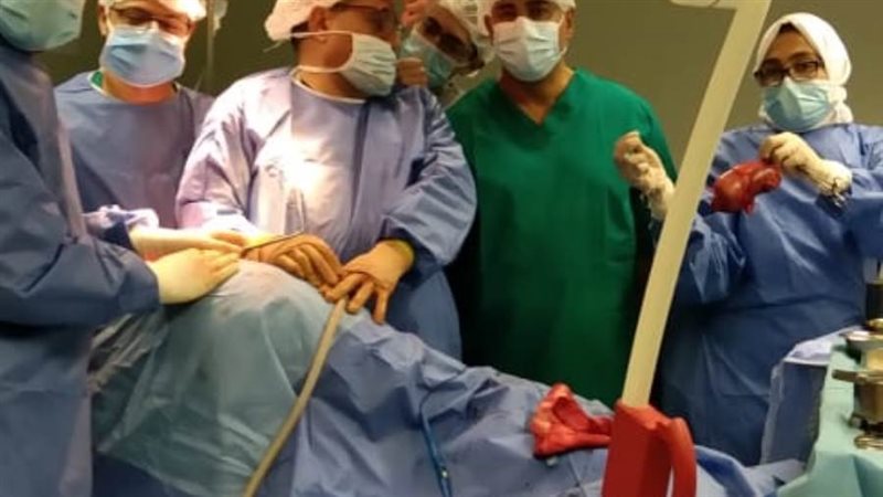 خلال الجراحة