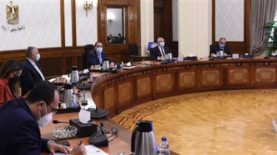 رئيس الوزراء يتابع الموقف التنفيذي لتطبيق منظومة الري الحديث