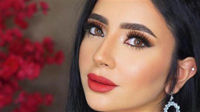 في الصيف.. 4 نصائح لمكياج ثابت ومشرق