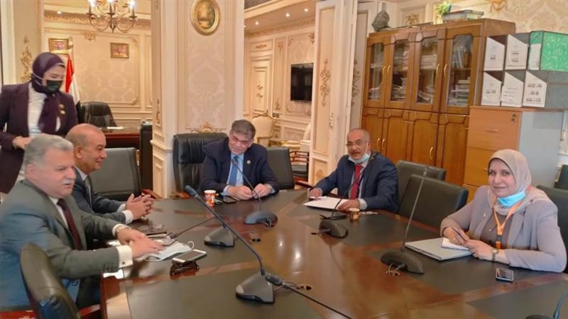 رئيس لجنة الصحة بالبرلمان