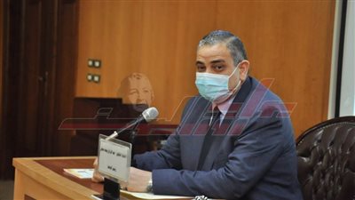 رئيس جامعة كفر الشيخ يترأس الاجتماع الشهري لمجلس العمداء