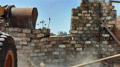 إزالة 7 حالات تعدٍ على الأراضي الزراعية بالشرقية 