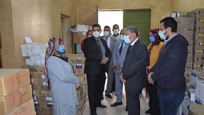 محافظ المنيا يتفقد المخزن الأقليمى للأدوية  للتأكد من توافر علاجات كورونا