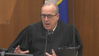 إجراء عاجل من قاضى محاكمة الضابط قاتل فلويد 