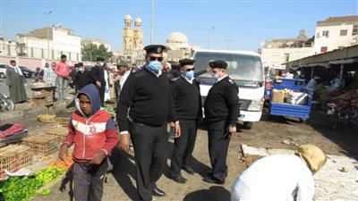 محافظ الأقصر يوجه بتكثيف الحملات وإزالة الإشغالات لضبط الأسواق